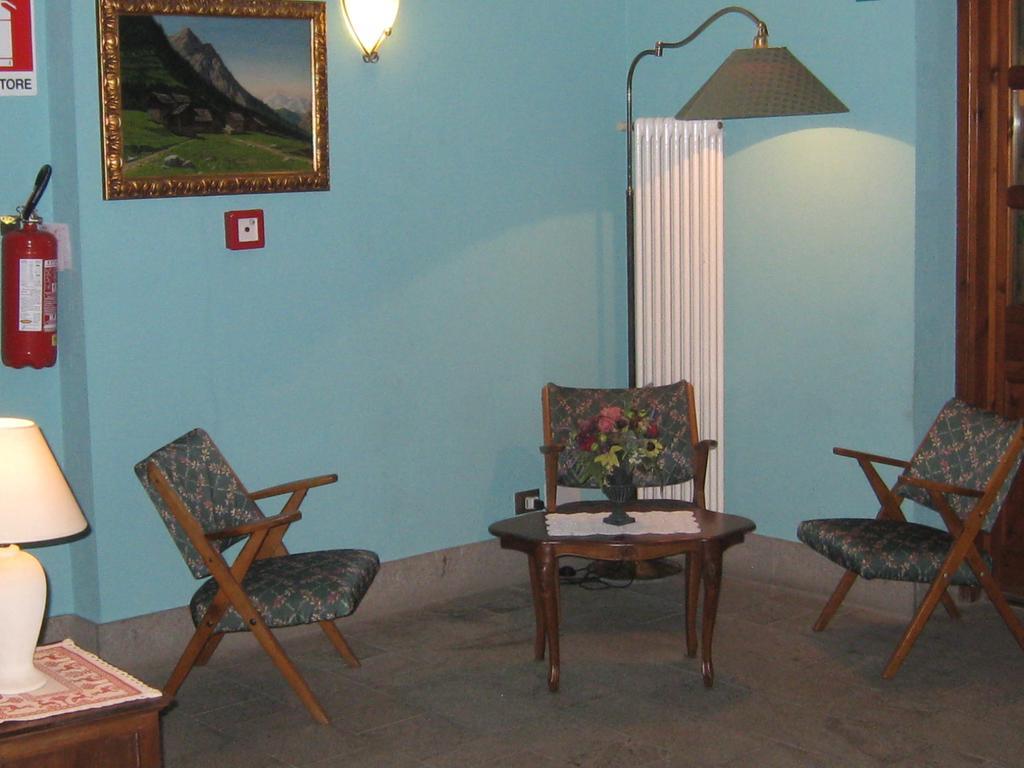 Hotel Villa Plinia プラジェラート エクステリア 写真