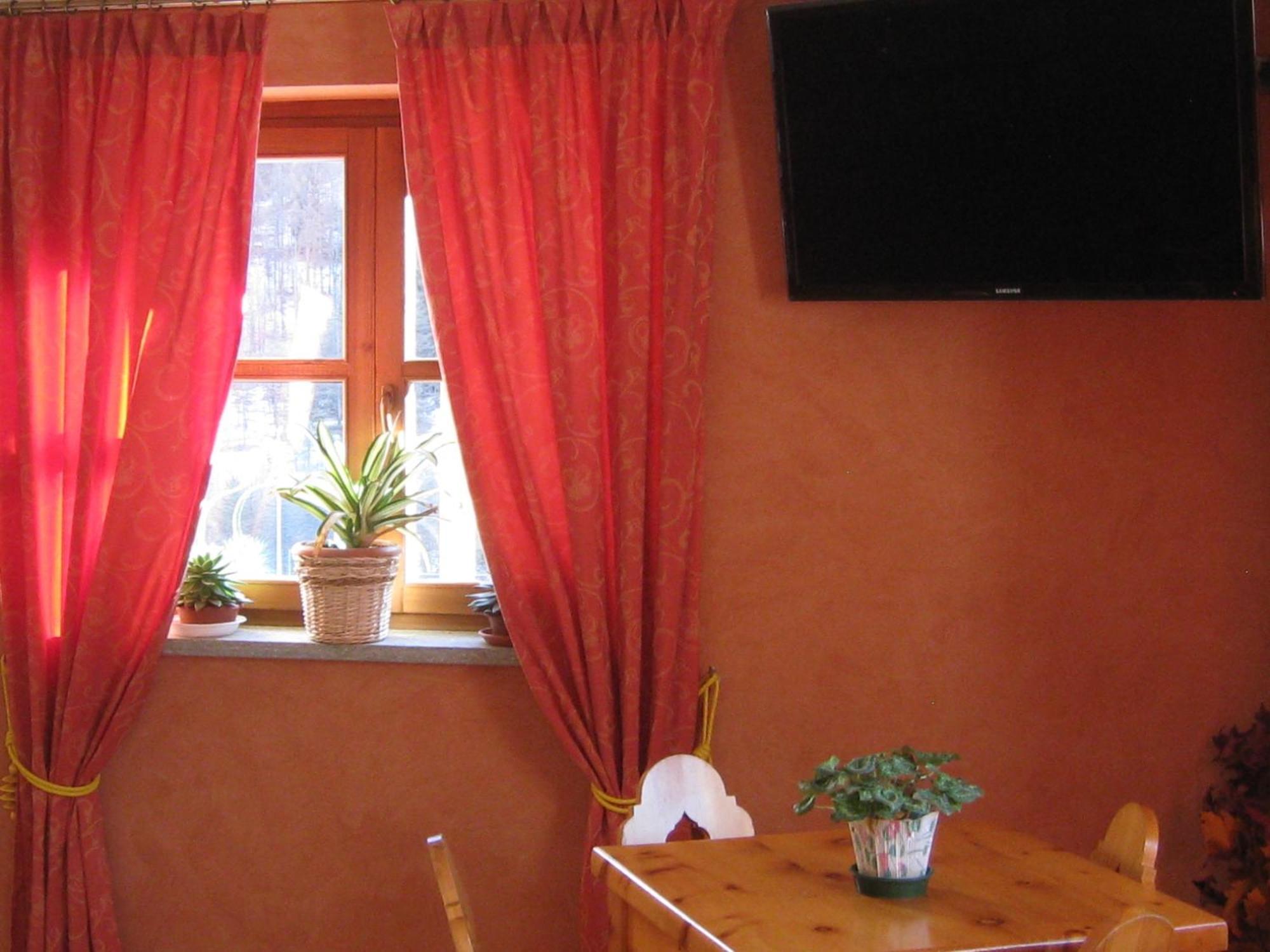 Hotel Villa Plinia プラジェラート エクステリア 写真