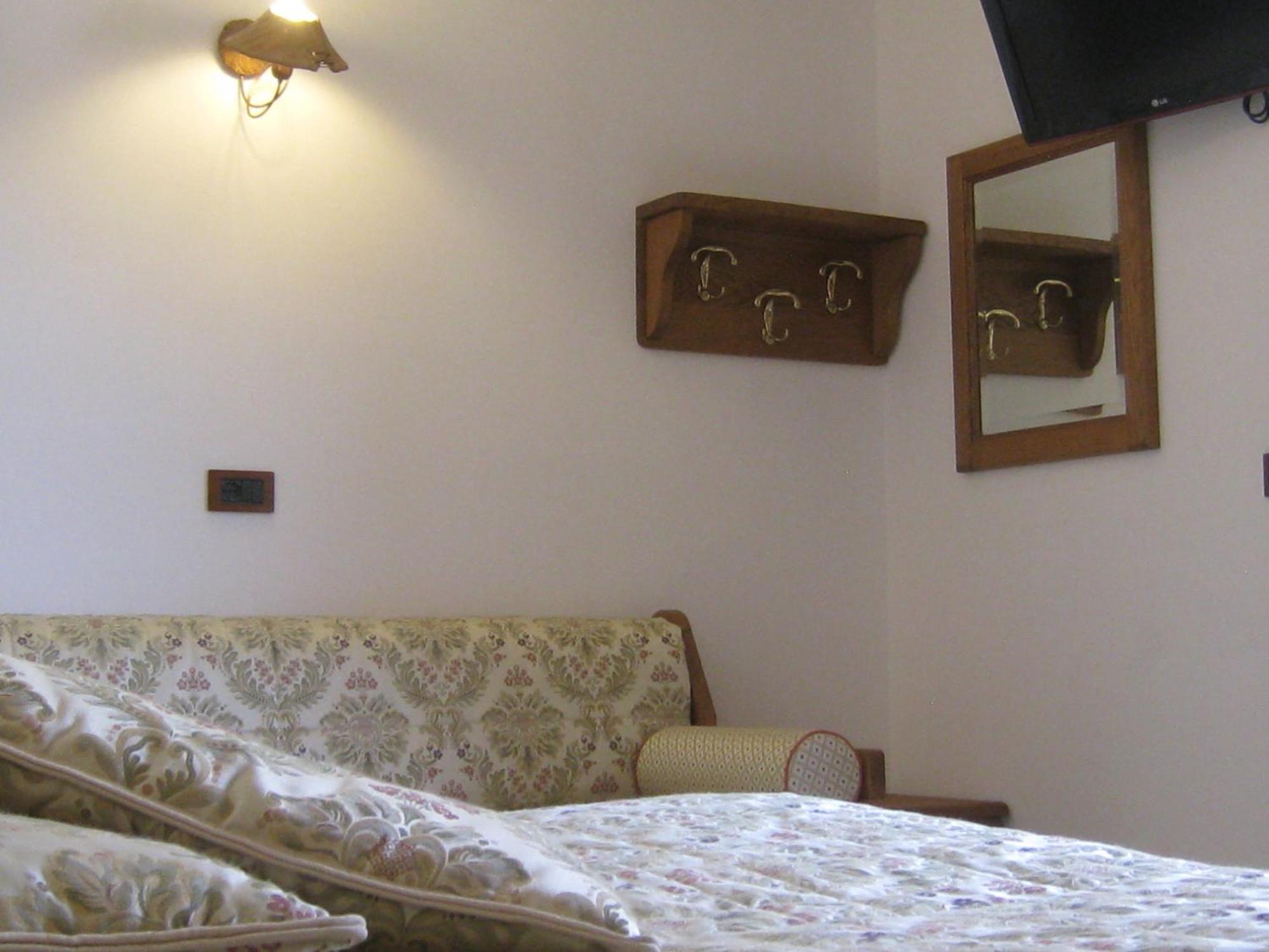 Hotel Villa Plinia プラジェラート エクステリア 写真