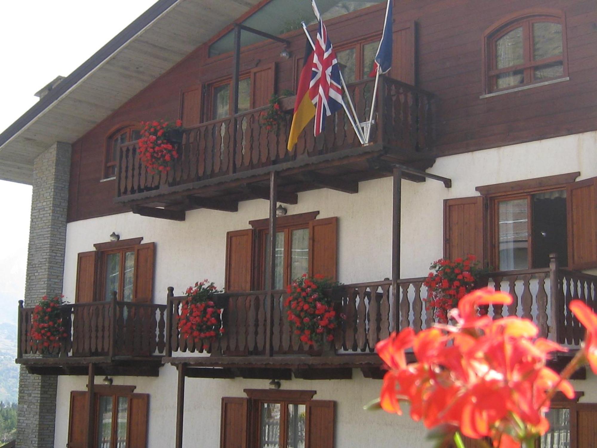 Hotel Villa Plinia プラジェラート エクステリア 写真