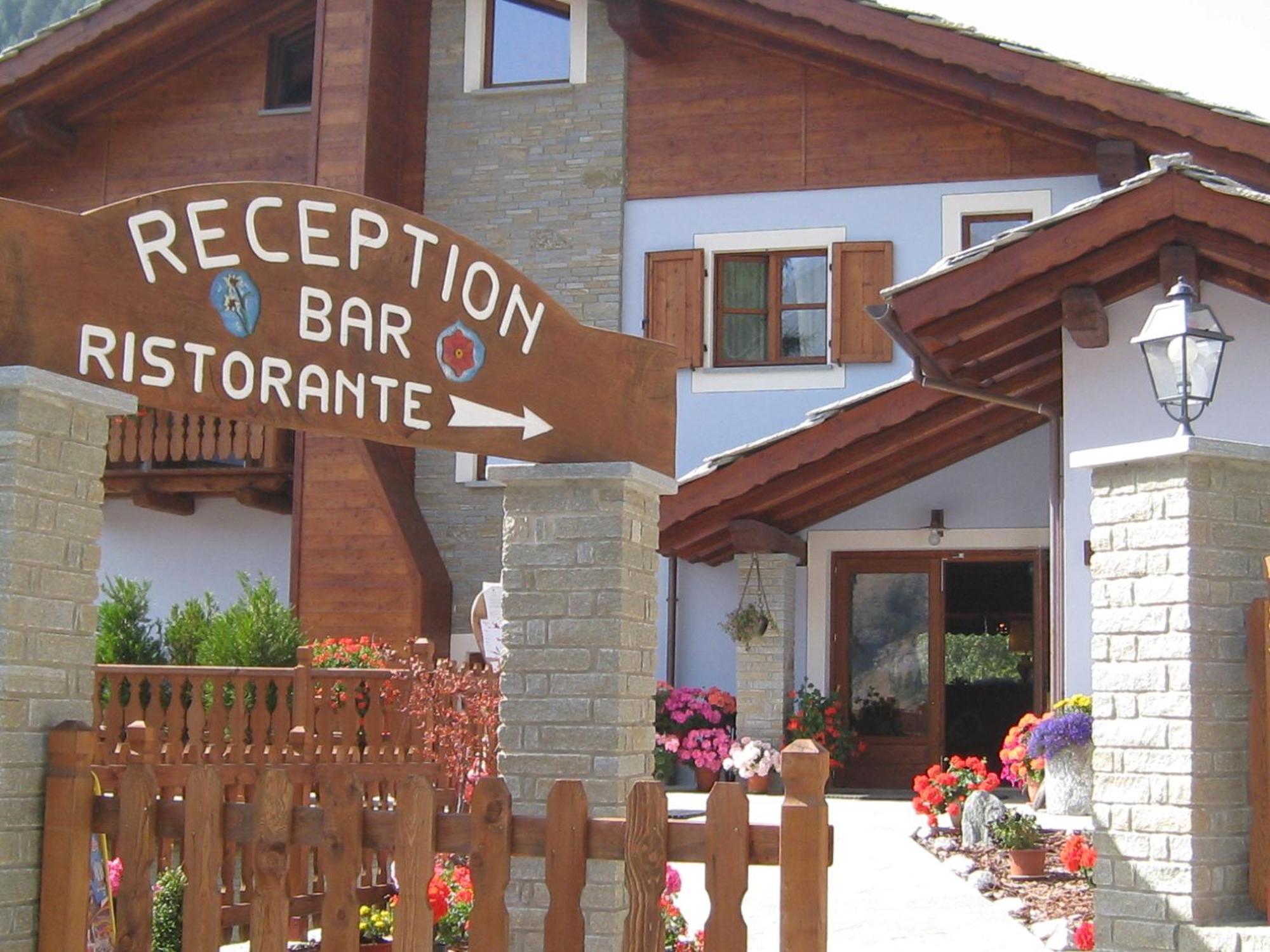 Hotel Villa Plinia プラジェラート エクステリア 写真