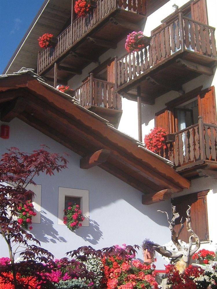 Hotel Villa Plinia プラジェラート エクステリア 写真